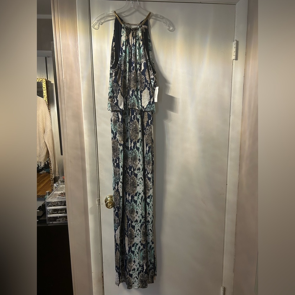 Dress barn blue tones snakeskin 🐍print dress